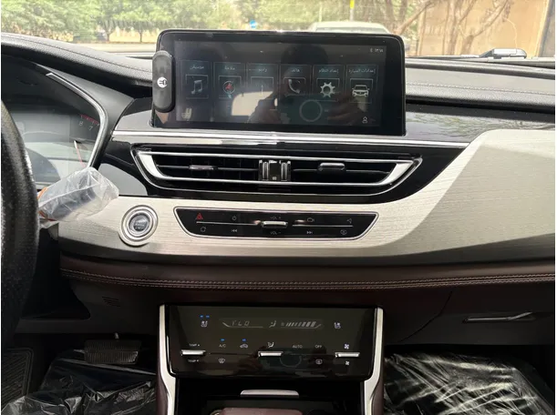 Car image 21