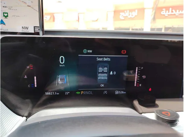 Car image 19