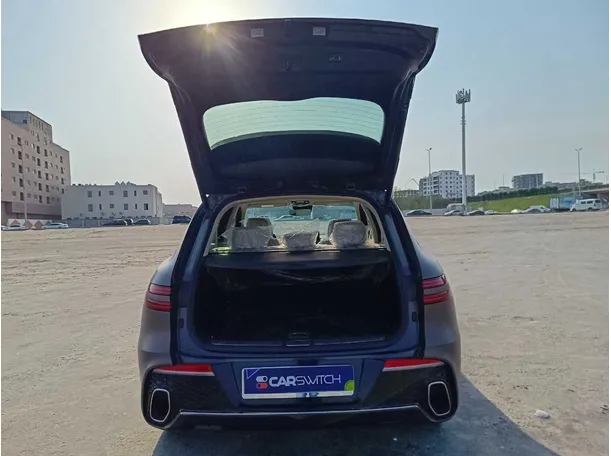 Car image 24