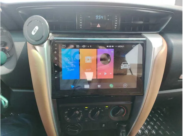 Car image 30