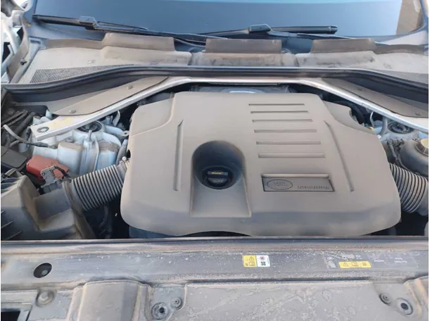 Car image 23
