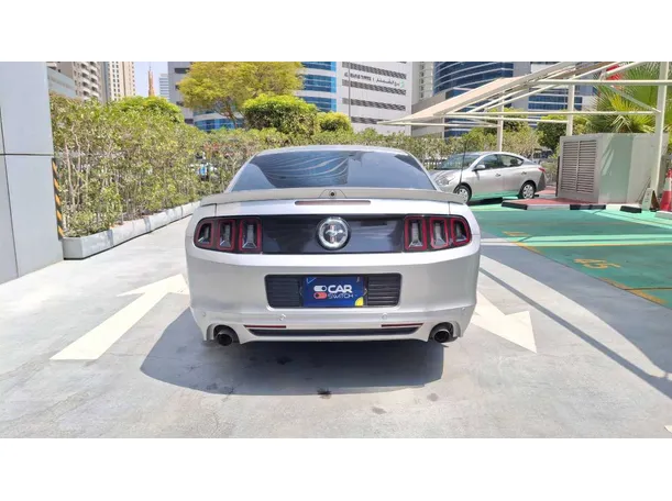 Car image 6