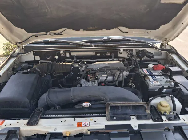 Car image 22
