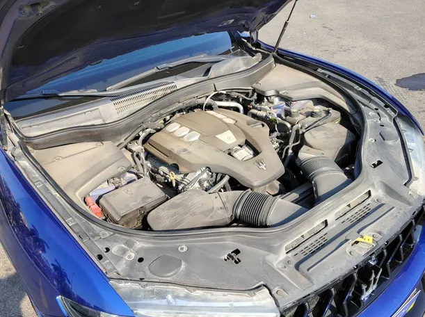 Car image 39