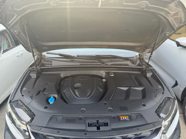 Car image 21