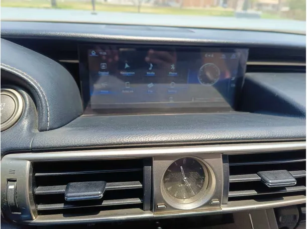 Car image 21