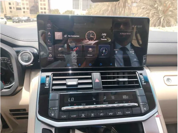 Car image 28