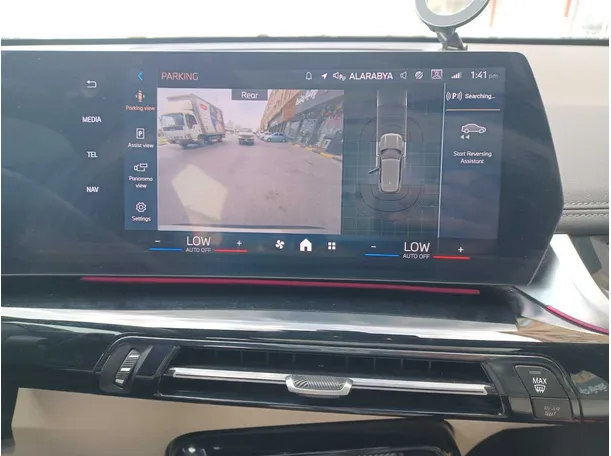 Car image 15