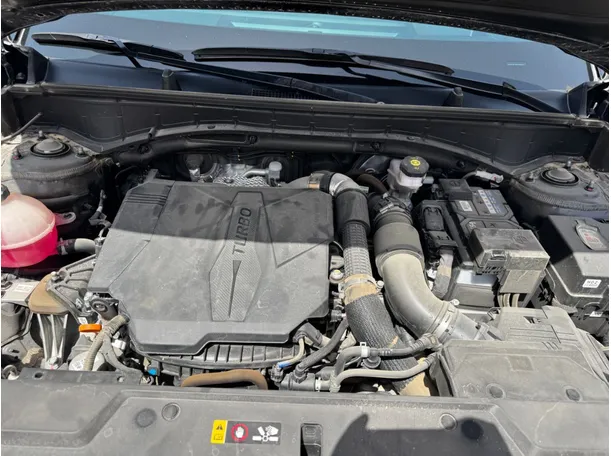 Car image 23