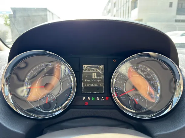 Car image 17