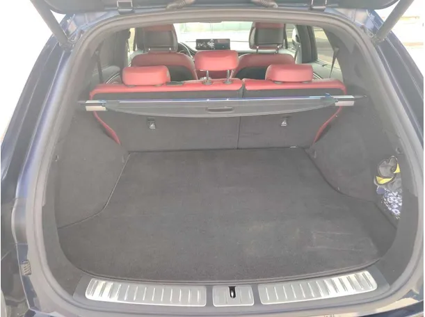 Car image 25