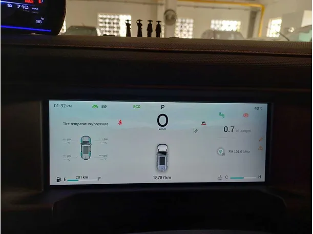Car image 21