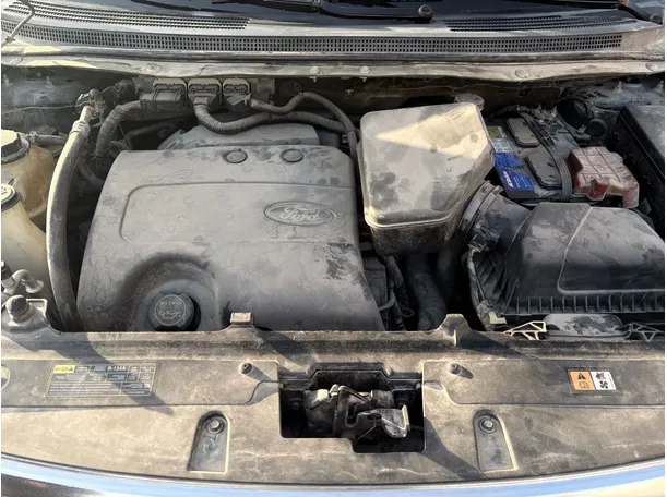 Car image 29
