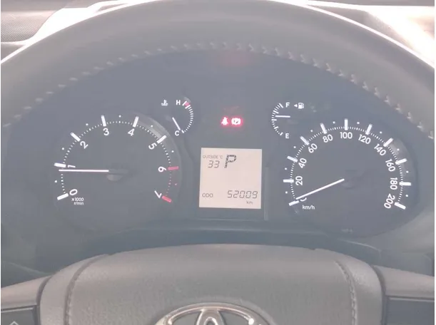 Car image 27