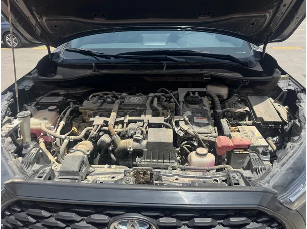Car image 21