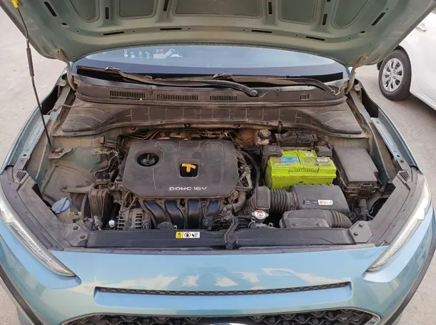Car image 21