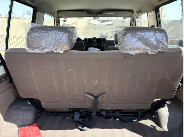 Car image 22