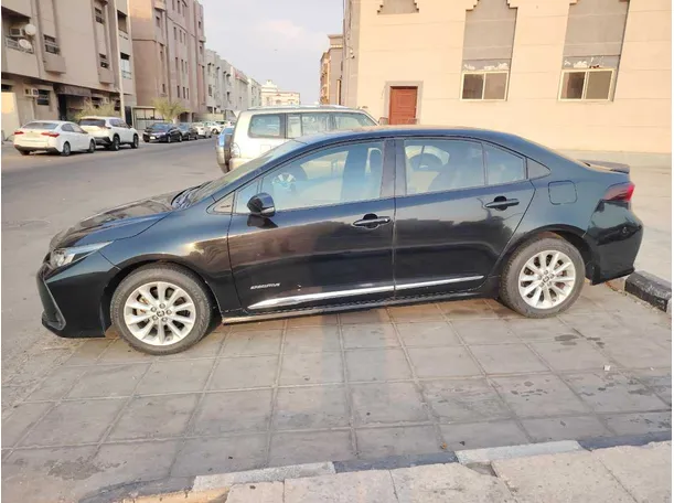 Car image 8