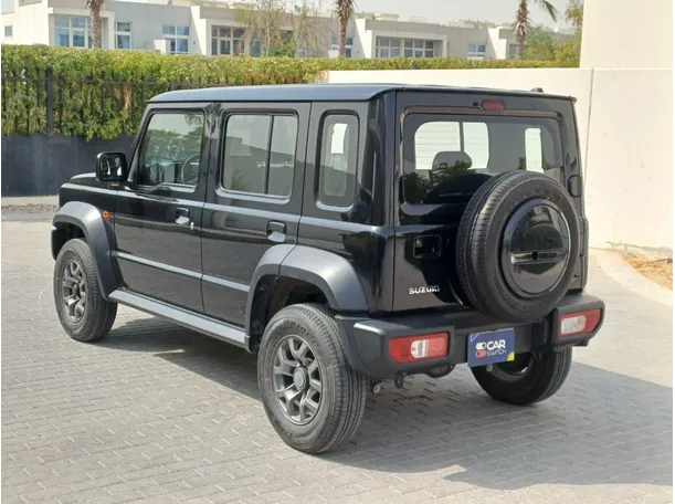Car image 7