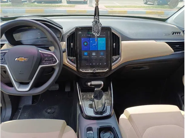 Car image 15