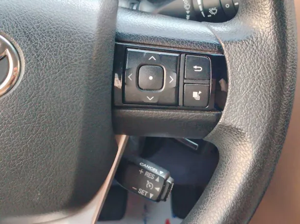 Car image 29