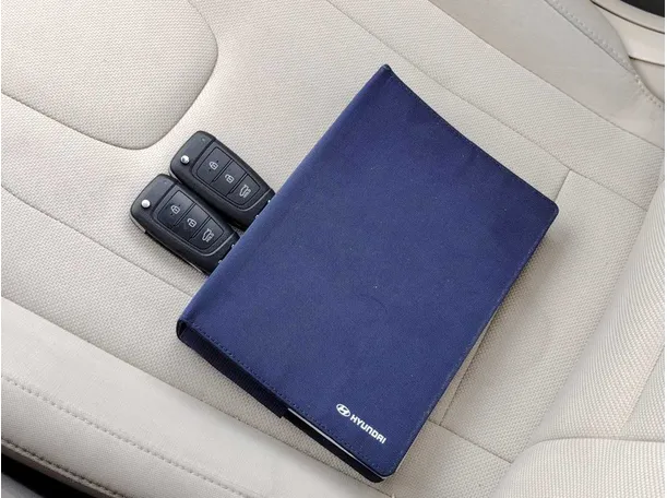 Car image 24