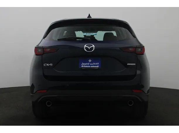 Car image 12