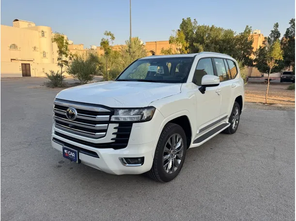2025 Toyota Land Cruiser in KSA