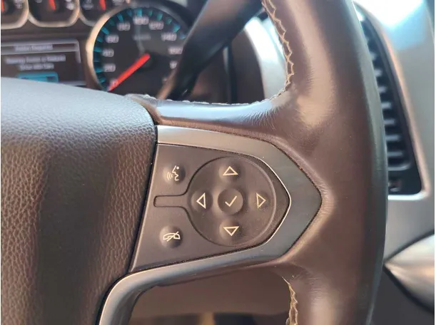 Car image 32