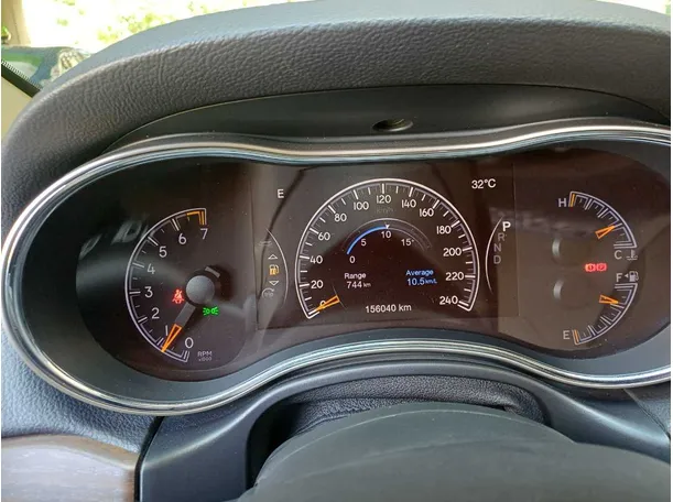 Car image 19