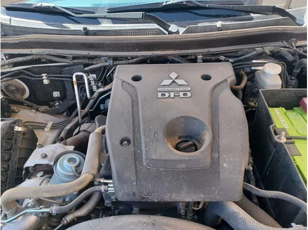 Car image 24