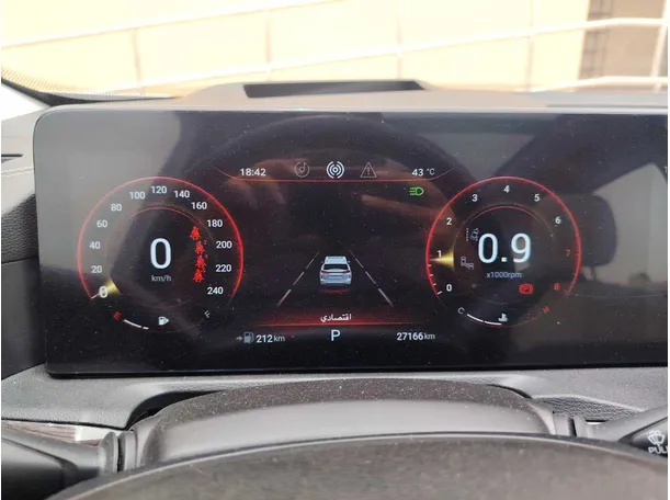 Car image 24