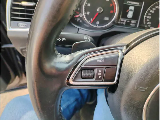 Car image 33