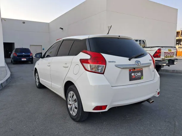 Car image 7