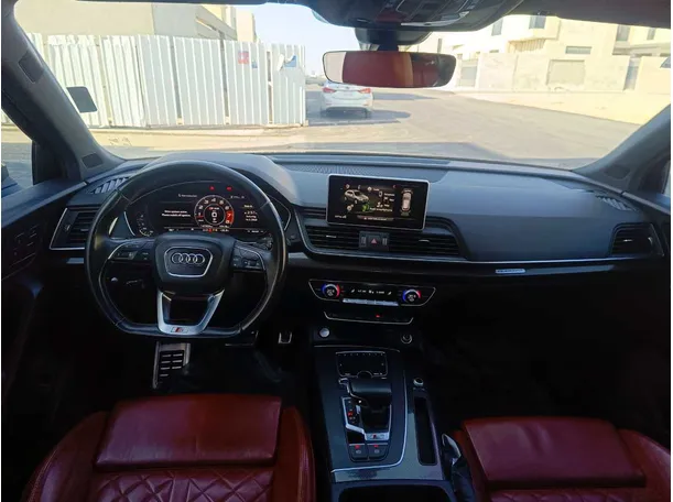 Car image 22