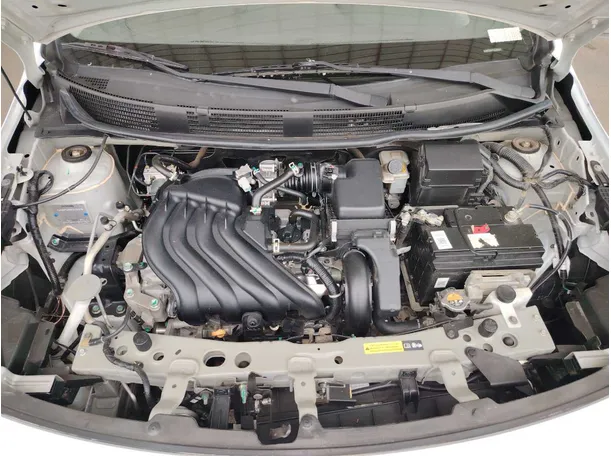 Car image 26