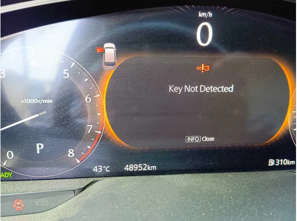 Car image 25