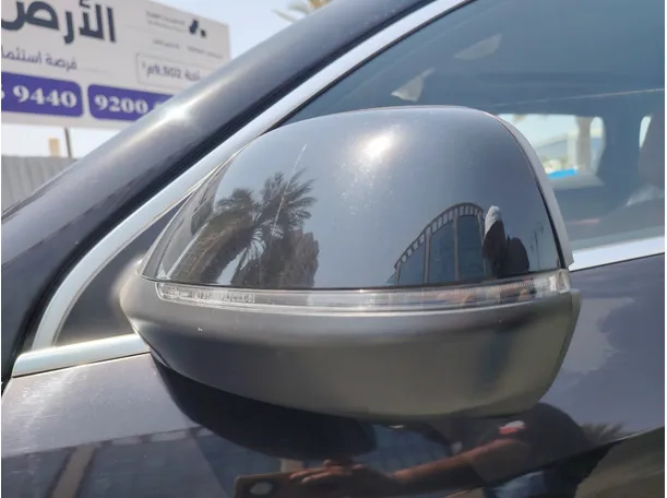 Car image 33