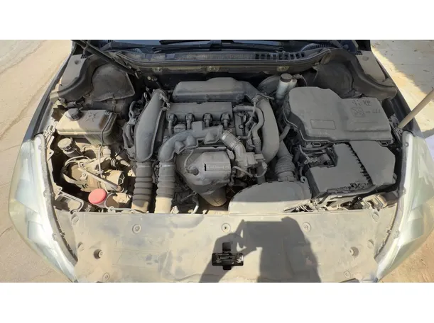 Car image 24