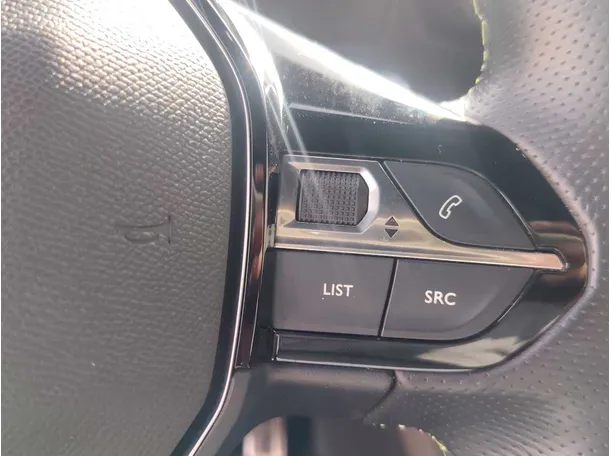 Car image 33