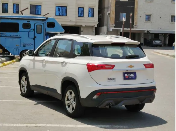 Car image 7