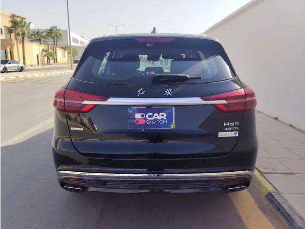 Car image 5