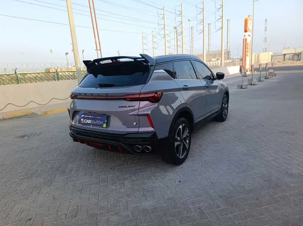Car image 5
