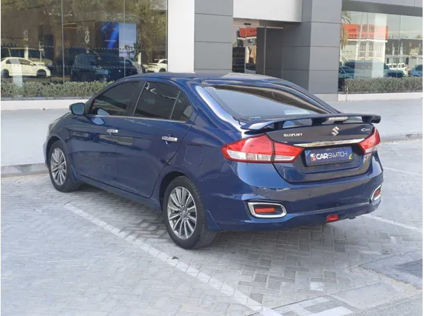 Car image 7