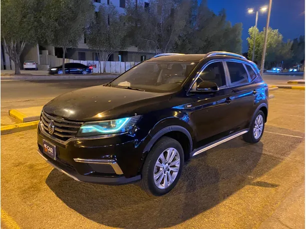 2020 MG RX5 in Riyadh