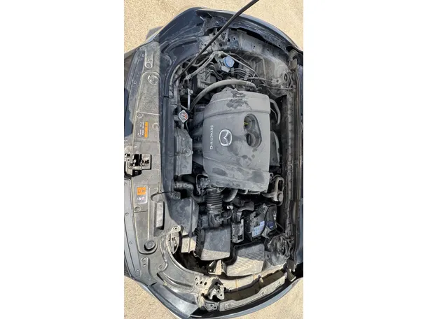 Car image 27