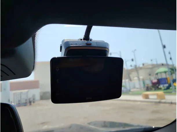 Car image 32