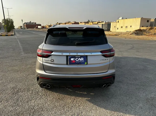 Car image 6