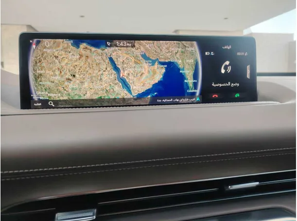 Car image 25