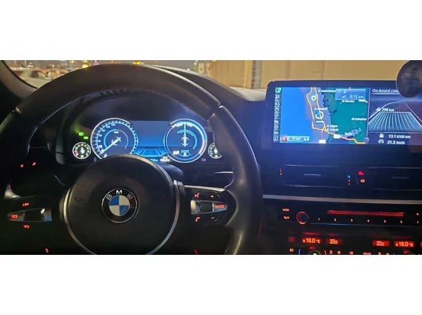 Car image 23